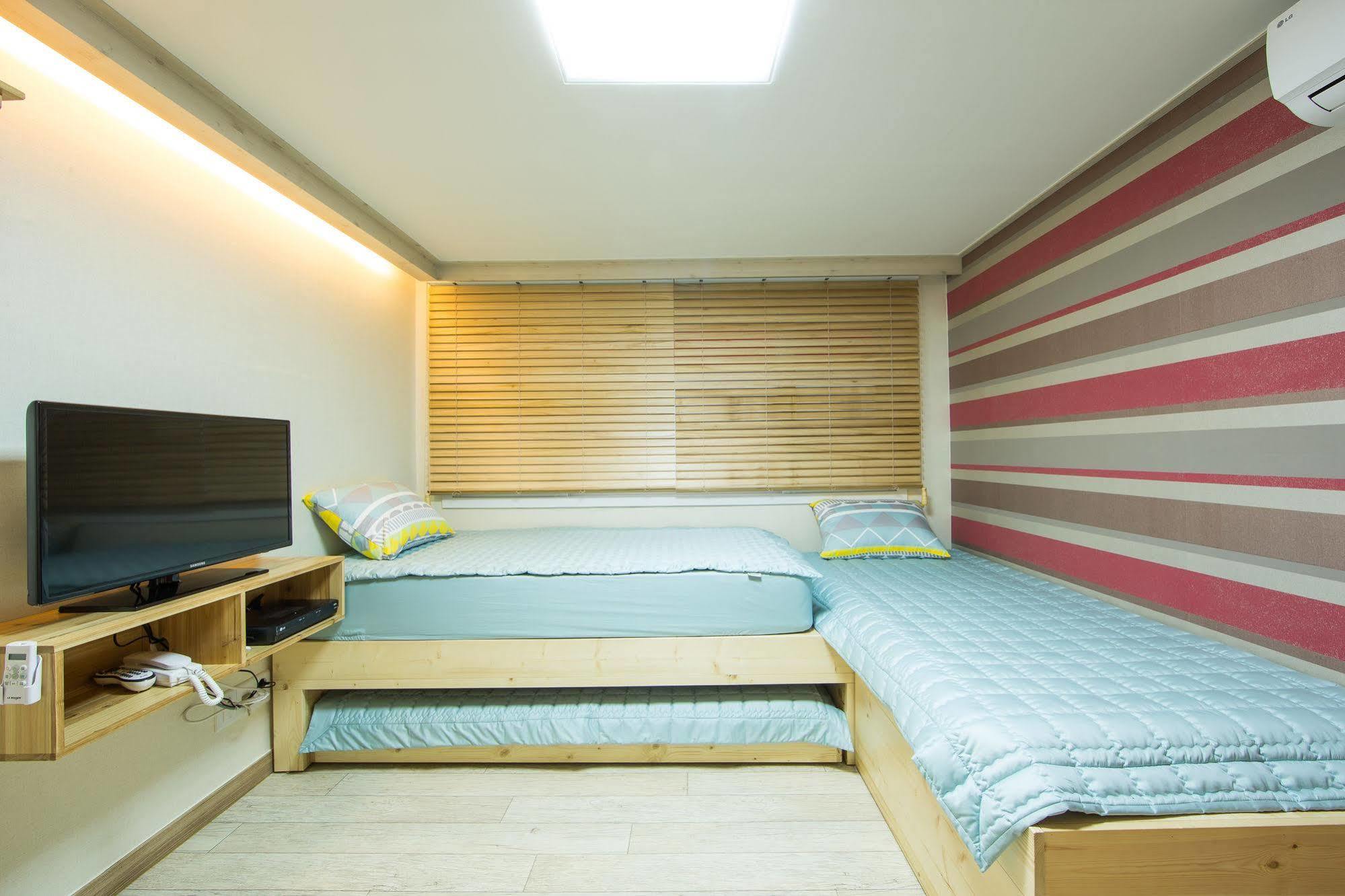 Guest house The Hill 2*